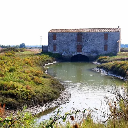 Semesterbostad Holiday Avenue De Beaulieu Marennes (Charente-Maritime)